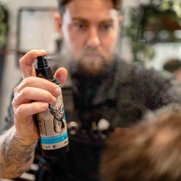 Dark Stag Sea Salt Spray 200ml - Image 2
